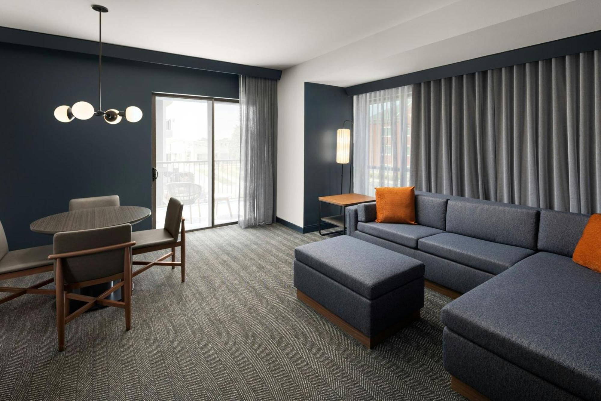 Courtyard By Marriott Gainesville Ga Exterior photo